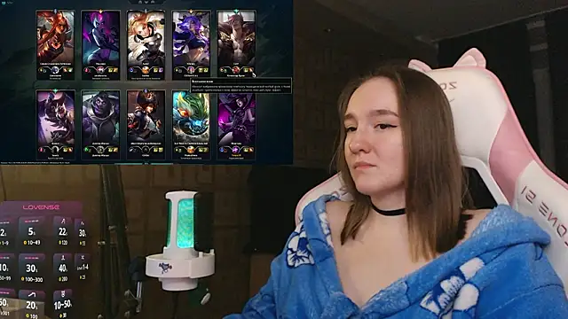 MoonlishSiren online show from 6, 2, 2026