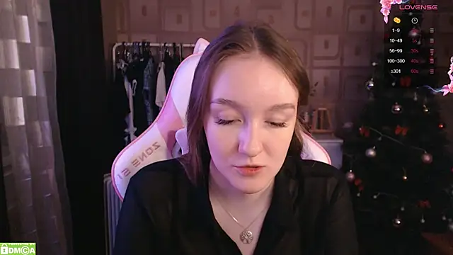 MoonlishSiren online show from 20, 1, 2025