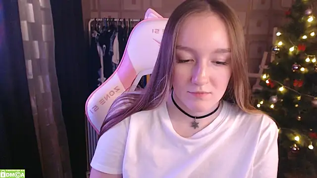 MoonlishSiren online show from 31, 1, 2025
