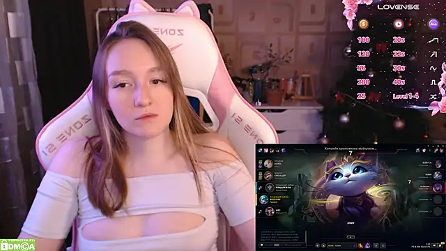 MoonlishSiren online show from 15, 1, 2025