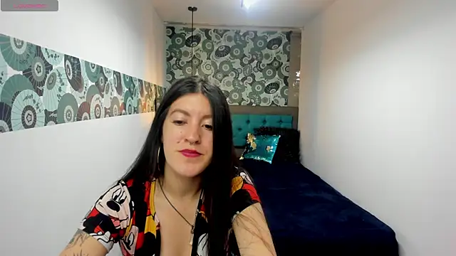 Snapshot of LiaCooper_ chatting on 23, 1, 2025 LiaCooper online show from 23, 1, 2025