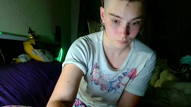 Sophie Bell online show from 17, 5, 2026
