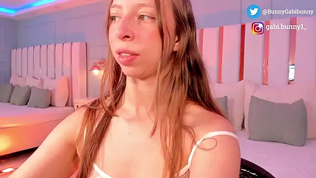 gabi bunny online show from 14, 10, 2025