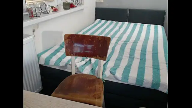 Snapshot of Sweetboobs chatting on 23, 11, 2025 Sweetboobs online show from 23, 11, 2025