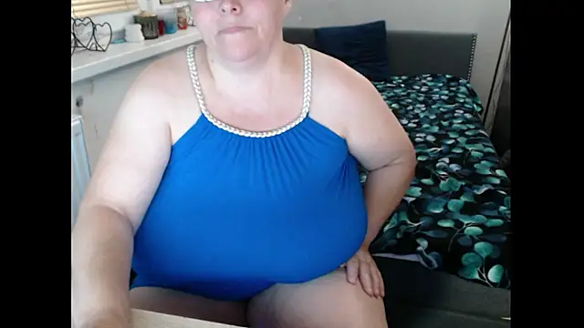 Sweetboobs online show from 19, 9, 2025