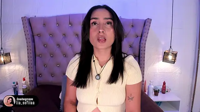 lia sofiia online show from 10, 4, 2026