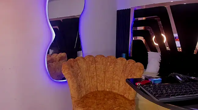 licyEvans online show from 25, 1, 2025