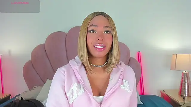 Nicole Paradise online show from 14, 3, 2026