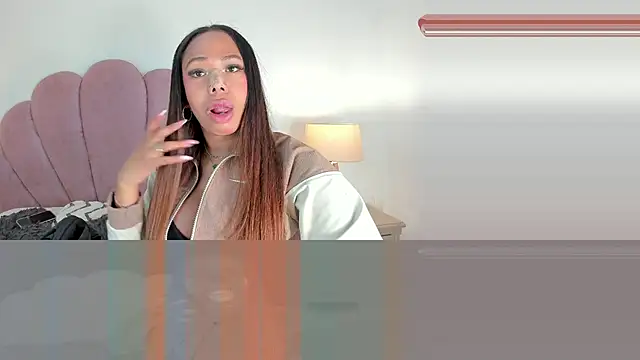 Nicole Paradise online show from 15, 11, 2025