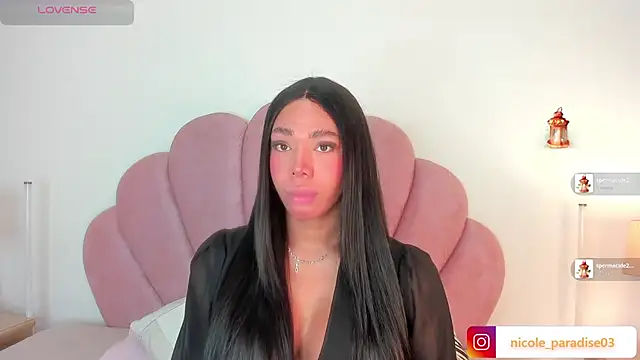 Nicole Paradise online show from 15, 7, 2026