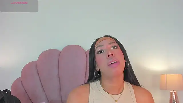 Nicole Paradise online show from 20, 3, 2026