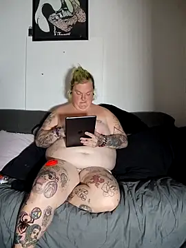 Trans Girl next door420 online show from 24, 4, 2026