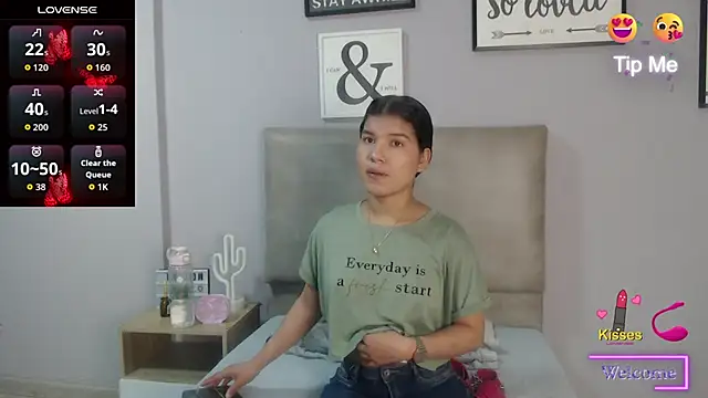 Snapshot of SophiaMeyerst chatting on 2, 5, 2026 SophiaMeyerst online show from 2, 5, 2026