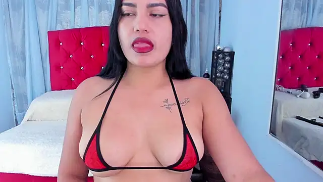 Snapshot of Cumming_Tiffani chatting on 3, 3, 2025 Cumming Tiffani online show from 3, 3, 2025