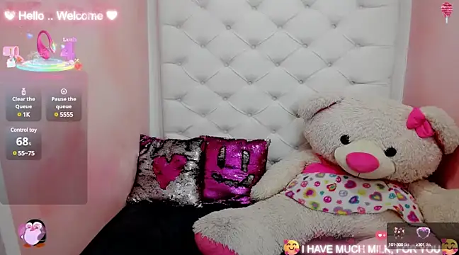 emma  cute   online show from 14, 3, 2025