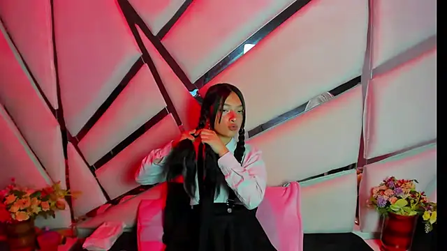 Aurora 18 online show from 11, 10, 2025