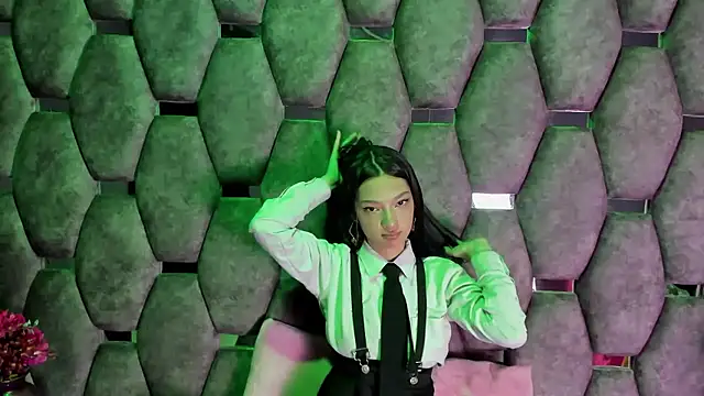 Snapshot of Aurora_18 chatting on 15, 1, 2026 Aurora 18 online show from 15, 1, 2026