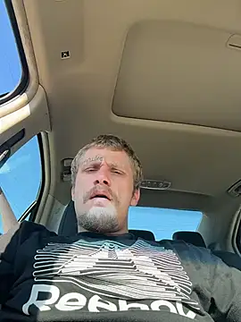 Snapshot of SpAzZ1234 chatting on 28, 10, 2025 SpAzZ1234 online show from 28, 10, 2025