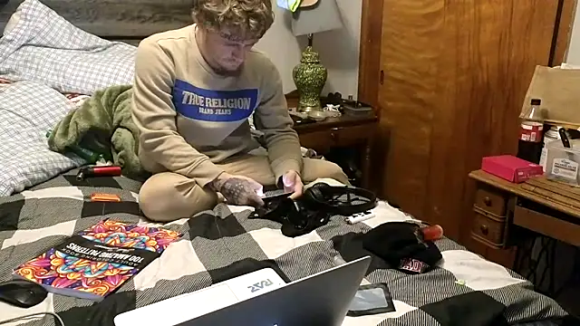 SpAzZ1234 online show from 16, 3, 2026