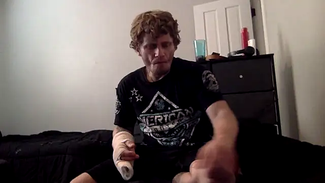 SpAzZ1234 online show from 14, 4, 2026