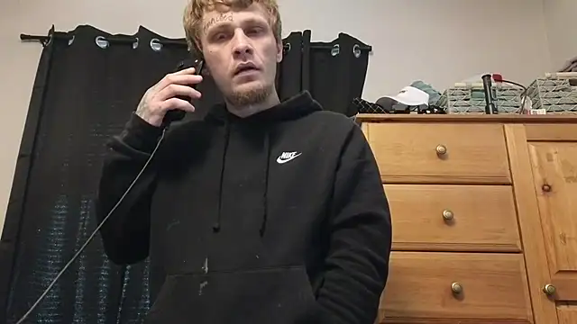 SpAzZ1234 online show from 12, 2, 2026