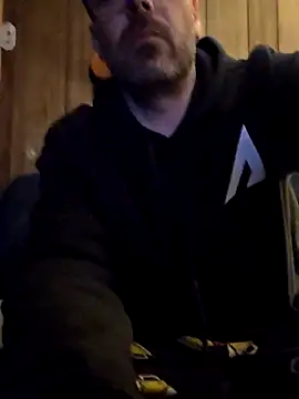 Cashmoney6979 online show from 11, 4, 2026