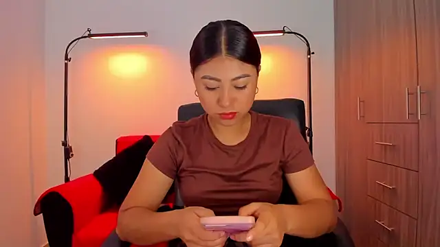 cloy baby   online show from 11, 10, 2025