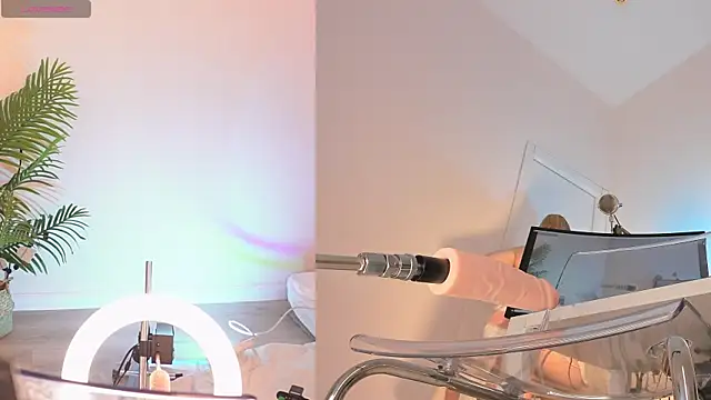 Snapshot of Sexydoll112 chatting on 30, 10, 2025 Sexydoll112 online show from 30, 10, 2025