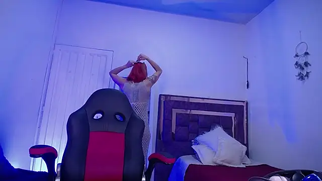 Snapshot of alejandrafitt chatting on 6, 11, 2025 alejandrafitt online show from 6, 11, 2025