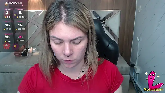 Snapshot of Paula_b_ chatting on 14, 7, 2026 Paula b online show from 14, 7, 2026