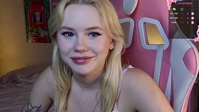 LexieLoree online show from 1, 2, 2025