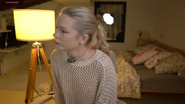 LexieLoree online show from 26, 11, 2025