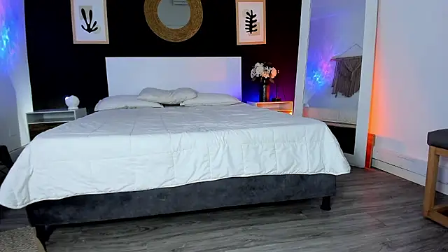 VioletPaket online show from 9, 1, 2026