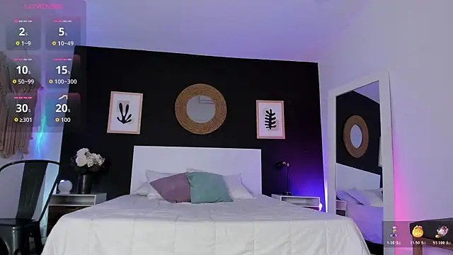 VioletPaket online show from 4, 2, 2026