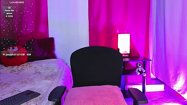 Snapshot of dan_scoott chatting on 14, 11, 2025 dan scoott online show from 14, 11, 2025