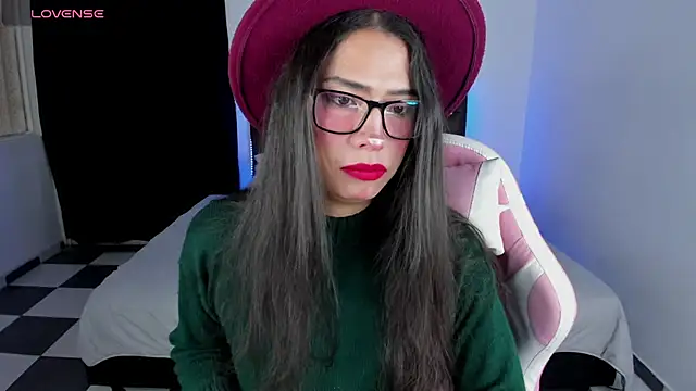 paula kawaiifu  online show from 10, 2, 2025