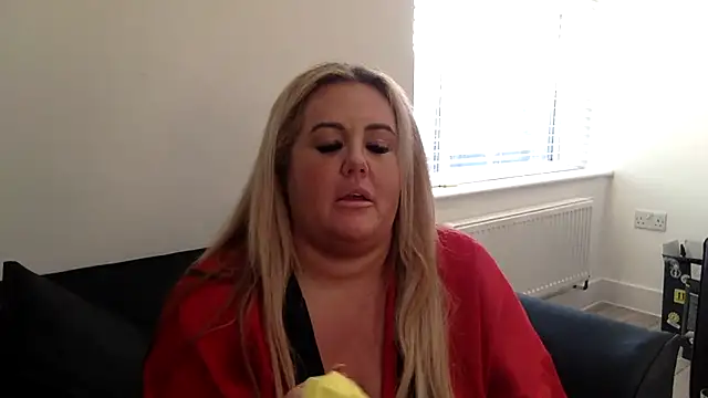 English Brooke online show from 21, 6, 2026