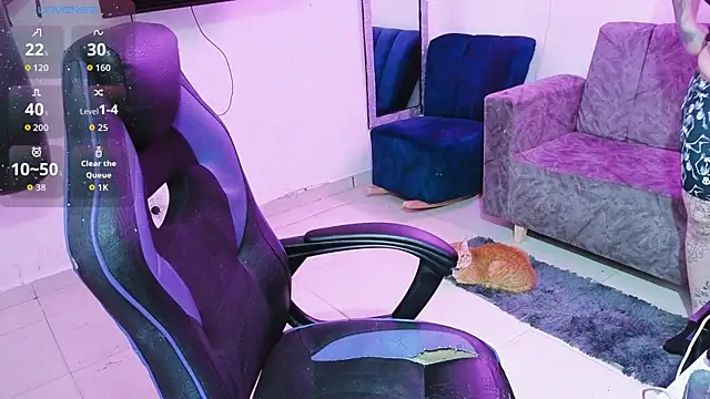 Snapshot of KRYPTA7 chatting on 8, 11, 2025 KRYPTA7 online show from 8, 11, 2025