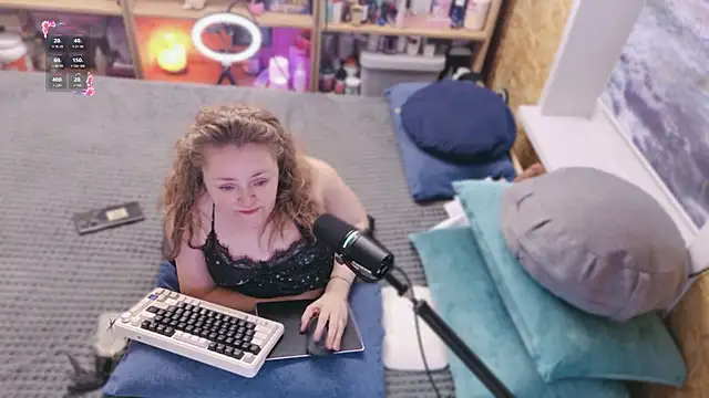 MiniNatalie online show from 18, 4, 2026