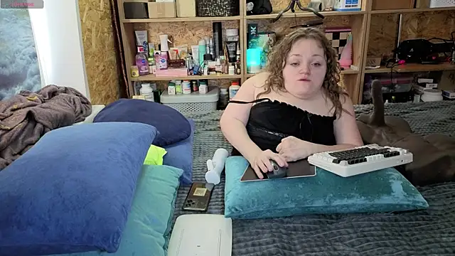 MiniNatalie online show from 1, 2, 2026