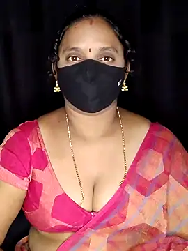 Snapshot of vintage-vibs chatting on 12, 2, 2026 vintage-vibs online show from 12, 2, 2026