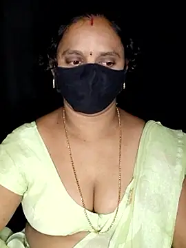 Snapshot of vintage-vibs chatting on 18, 1, 2026 vintage-vibs online show from 18, 1, 2026