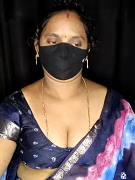 Snapshot of vintage-vibs chatting on 6, 2, 2026 vintage-vibs online show from 6, 2, 2026