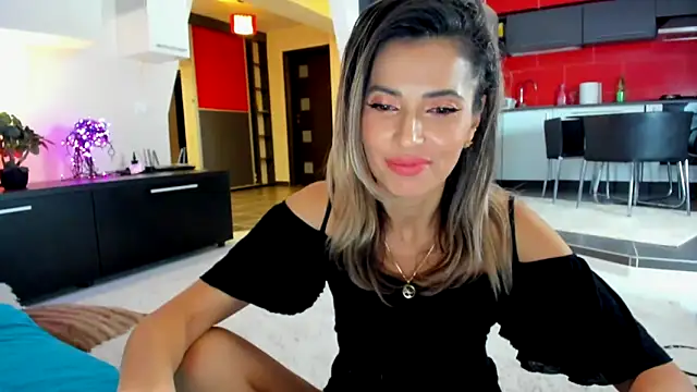 Snapshot of MissSmiley26 chatting on 28, 2, 2025 MissSmiley26 online show from 28, 2, 2025