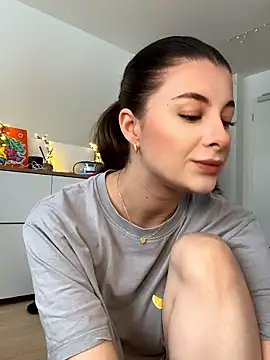 Mia-Minou online show from 8, 1, 2026