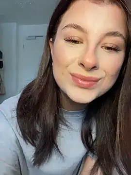 Mia-Minou online show from 5, 2, 2026