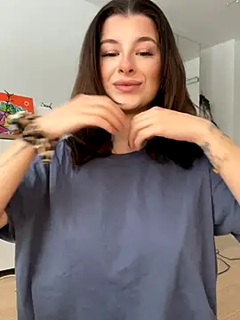 Mia-Minou online show from 6, 1, 2026