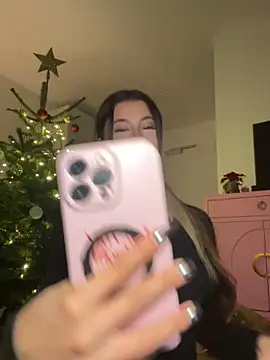 Mia-Minou online show from 29, 11, 2025