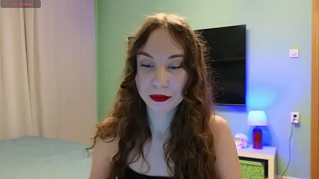 Snapshot of i_can_fix_you chatting on 30, 11, 2025 i can fix you online show from 30, 11, 2025