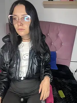 Isabella 21x online show from 24, 2, 2025